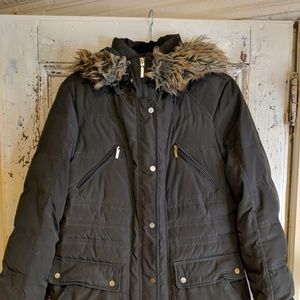 Jones New York dark green down puffer coat size L